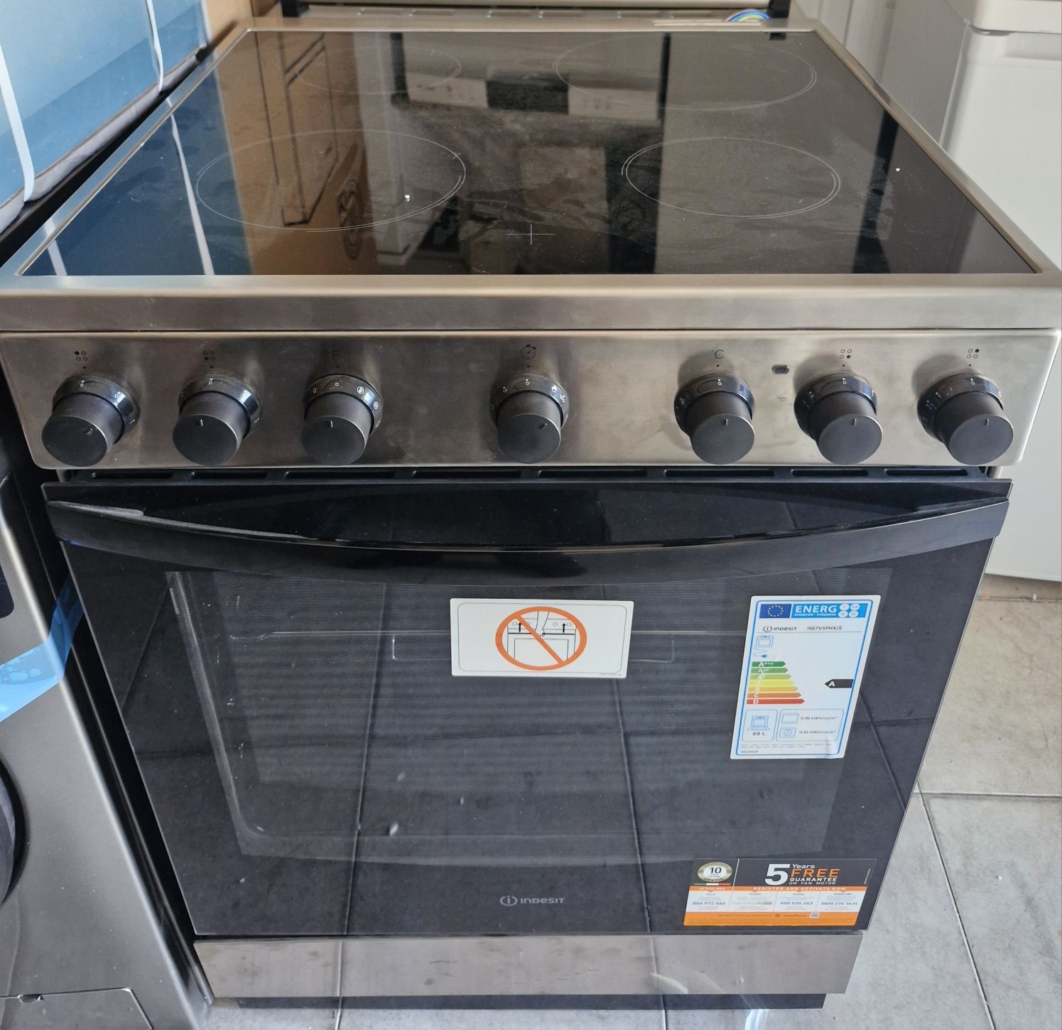 Fogão indesit  inox Totalmente eléctrico  beko