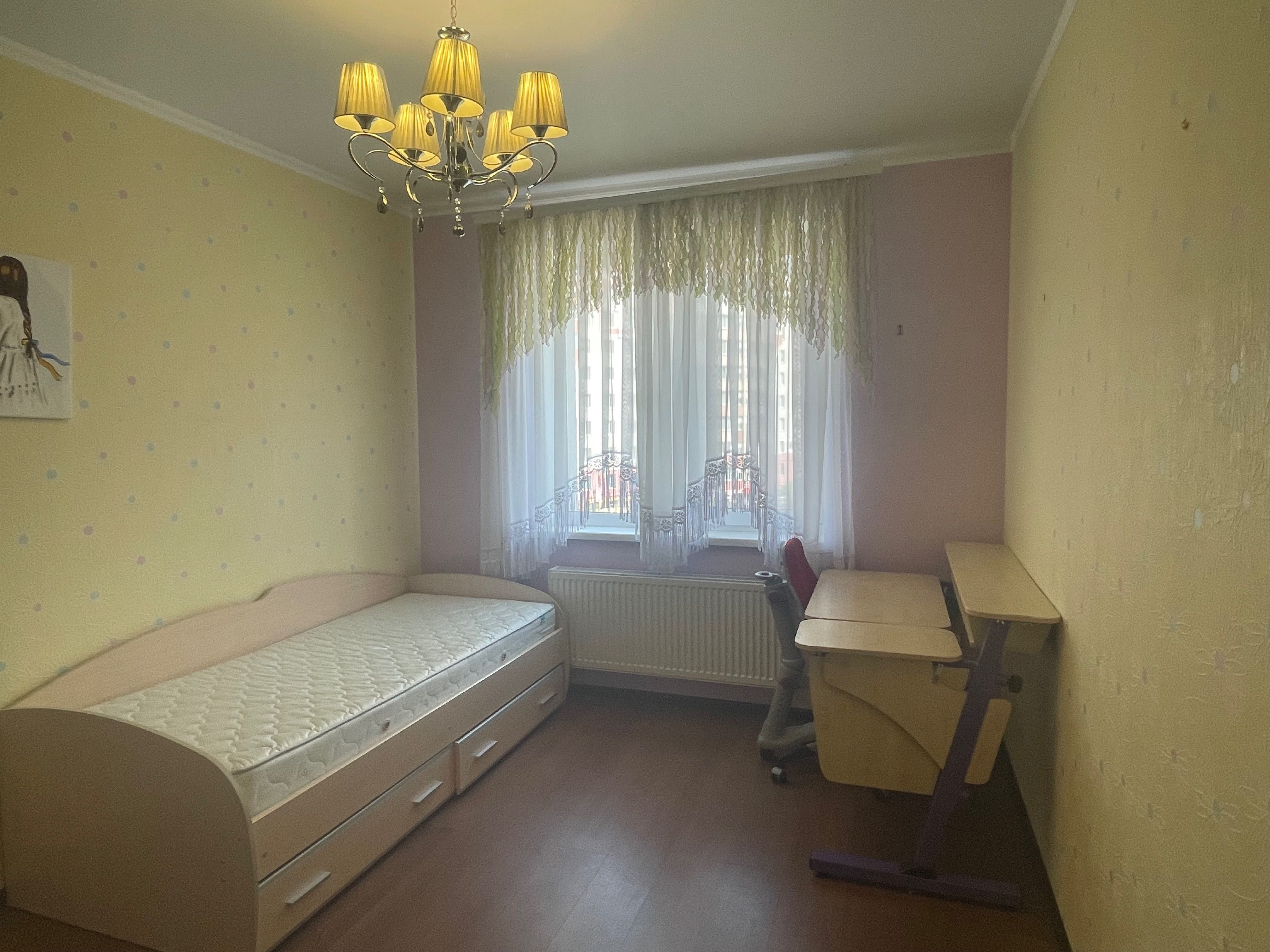 продам  квартиру на Поділлі