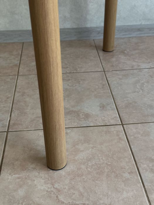 Стіл кухонний круглий