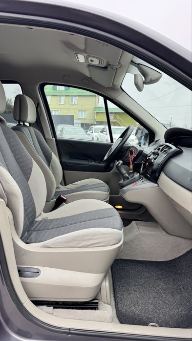 Renault Scenic Рено Сценік II 2003 р 1,6 бенз 5МКПП