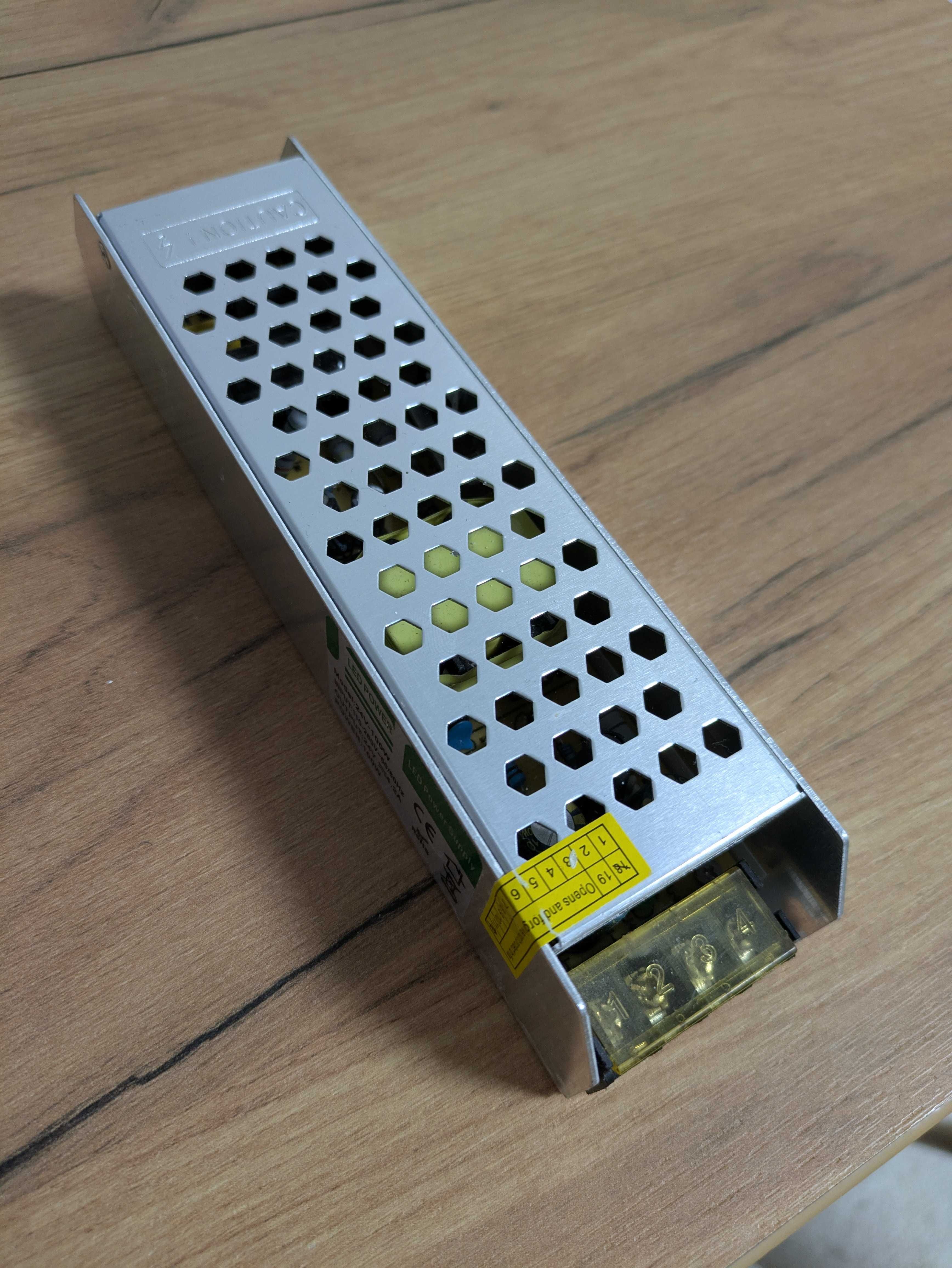 Блок живлення 24v для діодної стрічки 100w 4.2a DC24 100W 4.2А