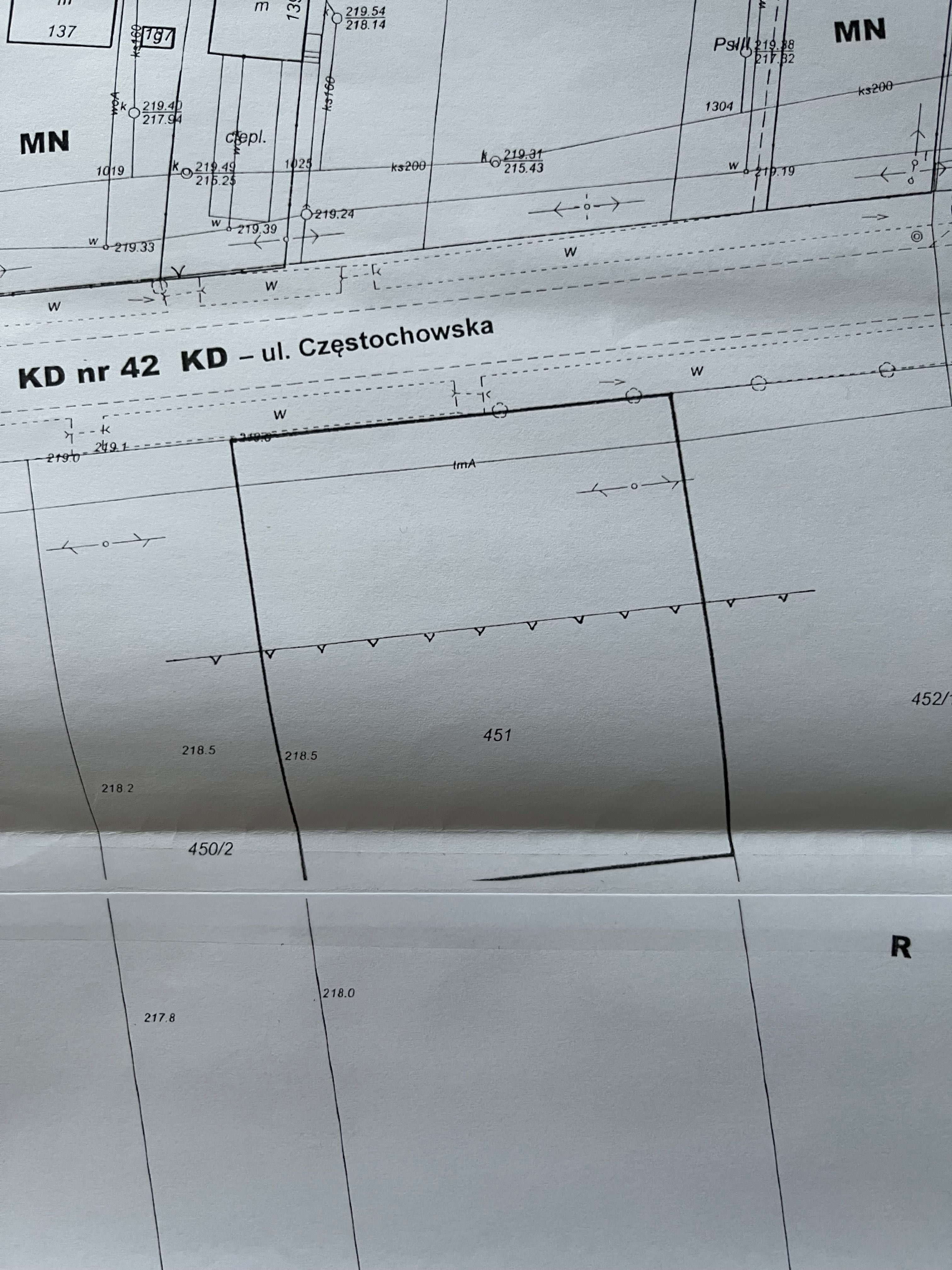 Działka budowlana Strojec 1800 m2, media, droga krajowa, kanalizacja