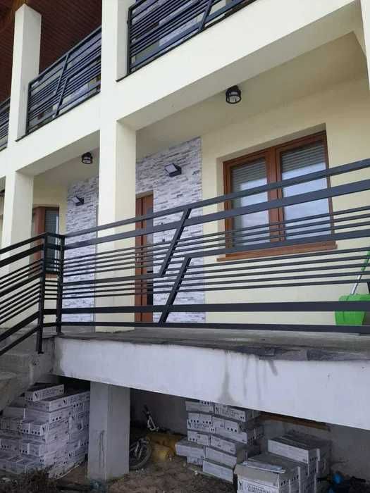 Balustrada panelowa (balustrady, barierki, poręcze)