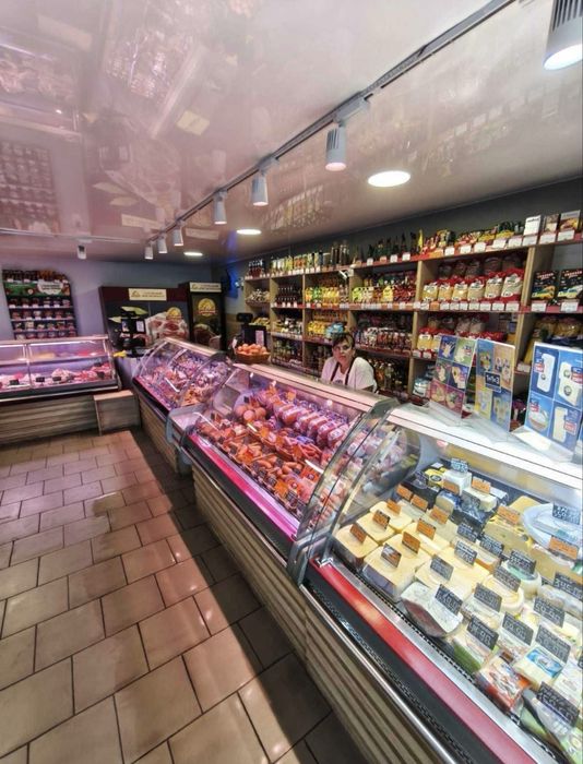 Продам помещение под бизнес Яворницкое/Илларионово