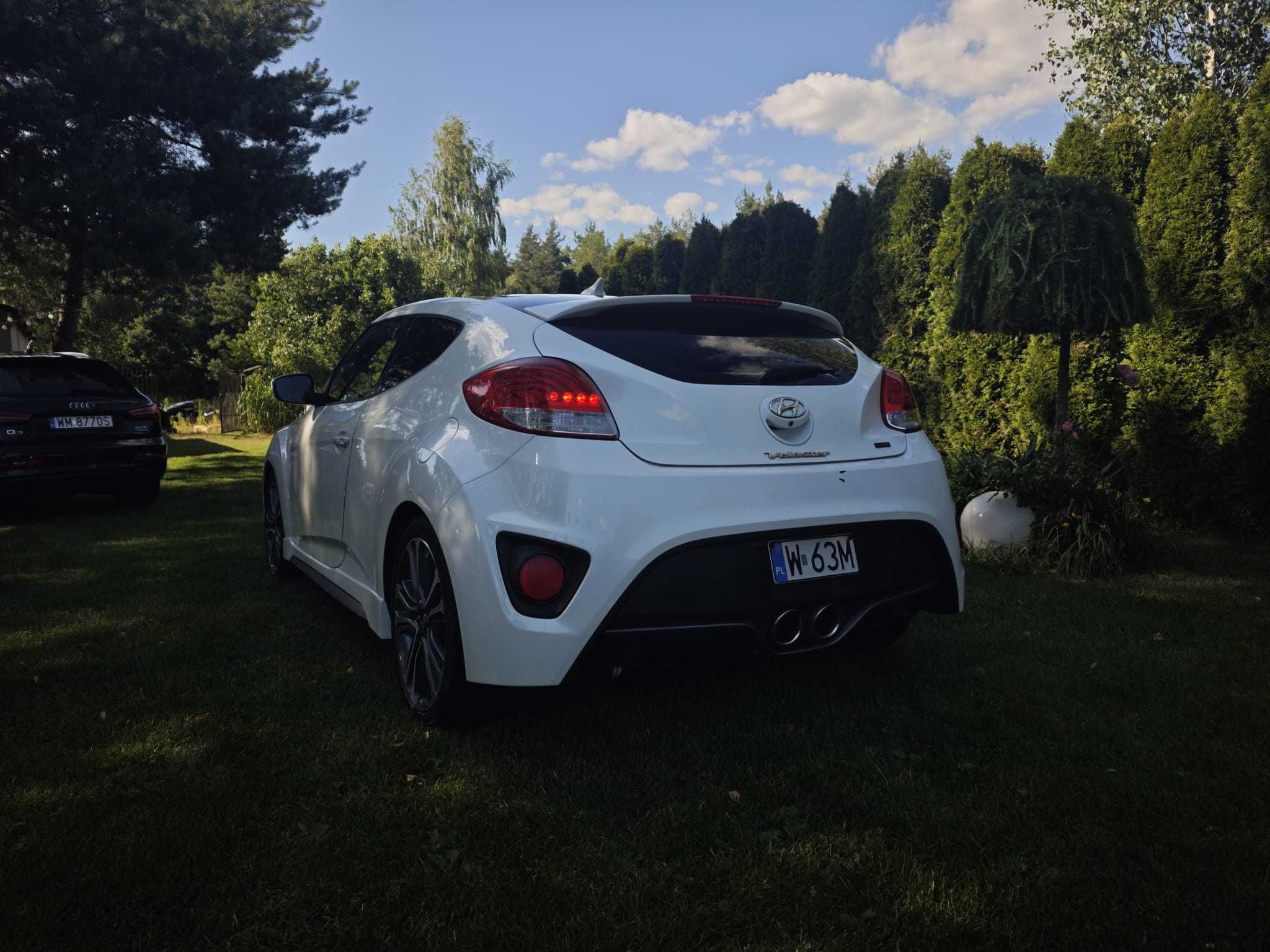 Hyundai Veloster TURBO  R-Spec