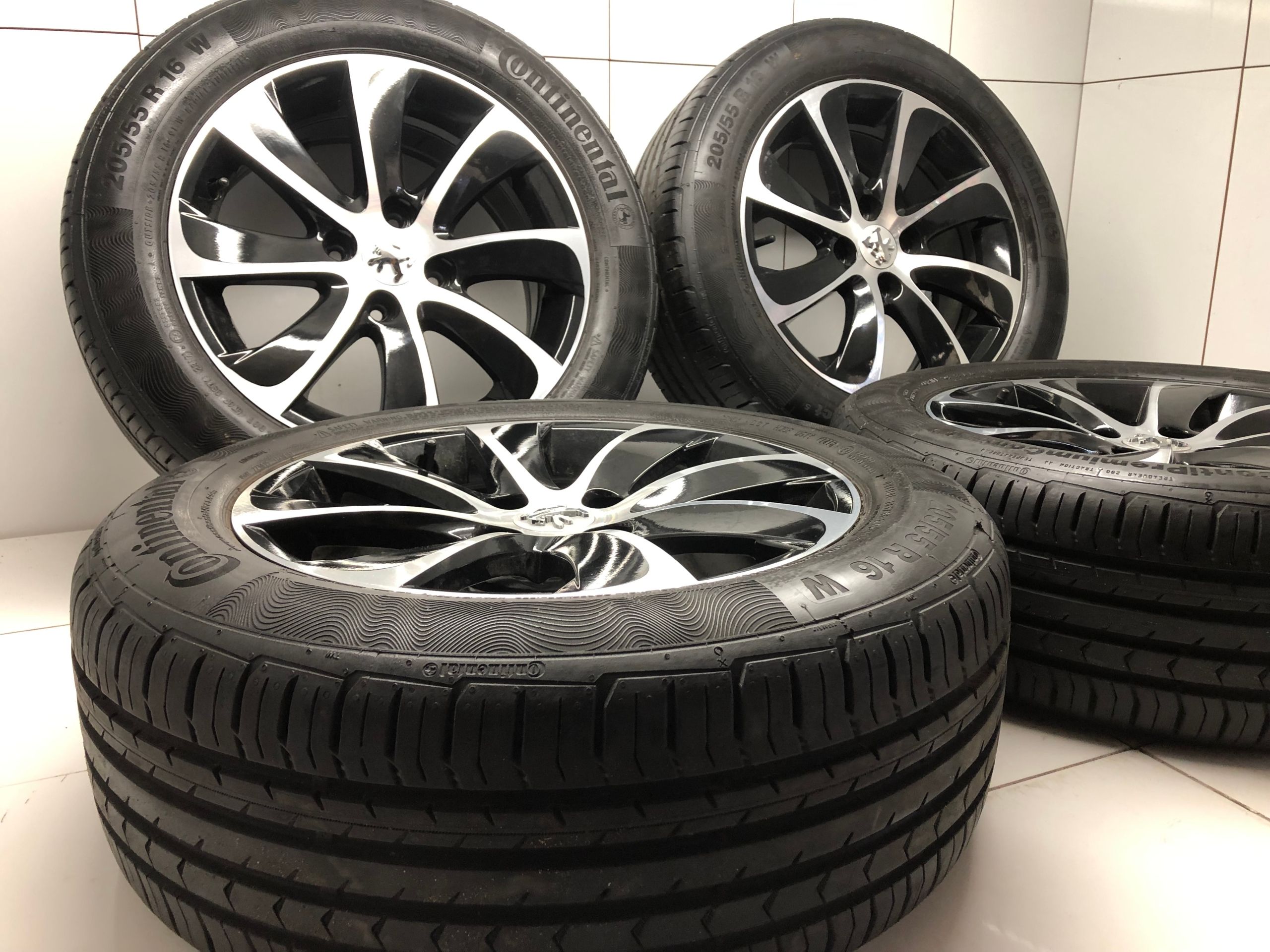 Kola Felgi 16 Citroen C4 Picasso Berlingo Idealne Opony 2023