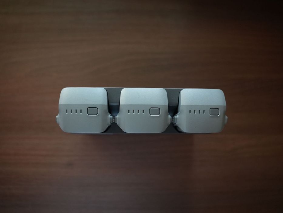 DJI Air 3 Fly More Combo com filtros ND e seguro Care Refresh ativo