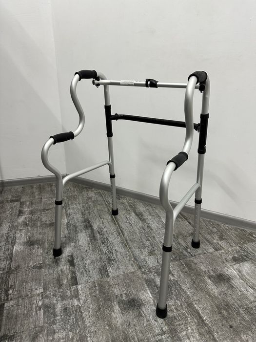 Ходунки дворівневі складні