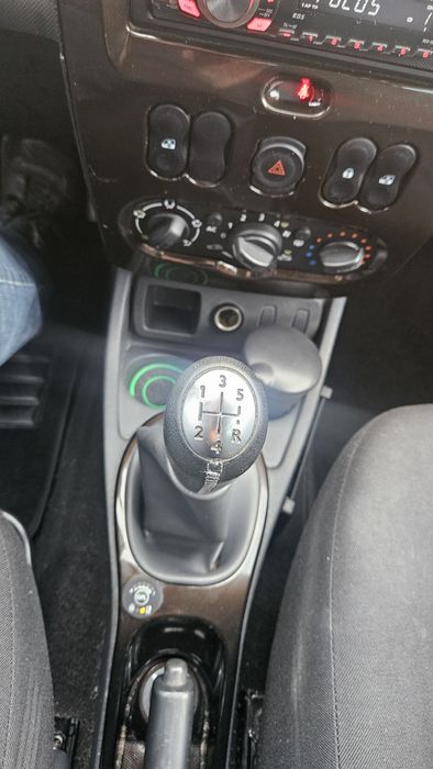 Dacia DUSTER 1.6. 2012