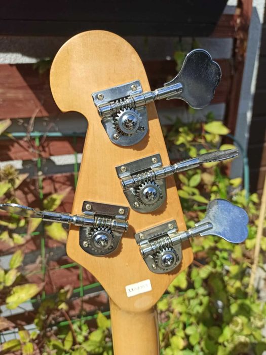 Ernie Ball MusicMan SX type gitara basowa