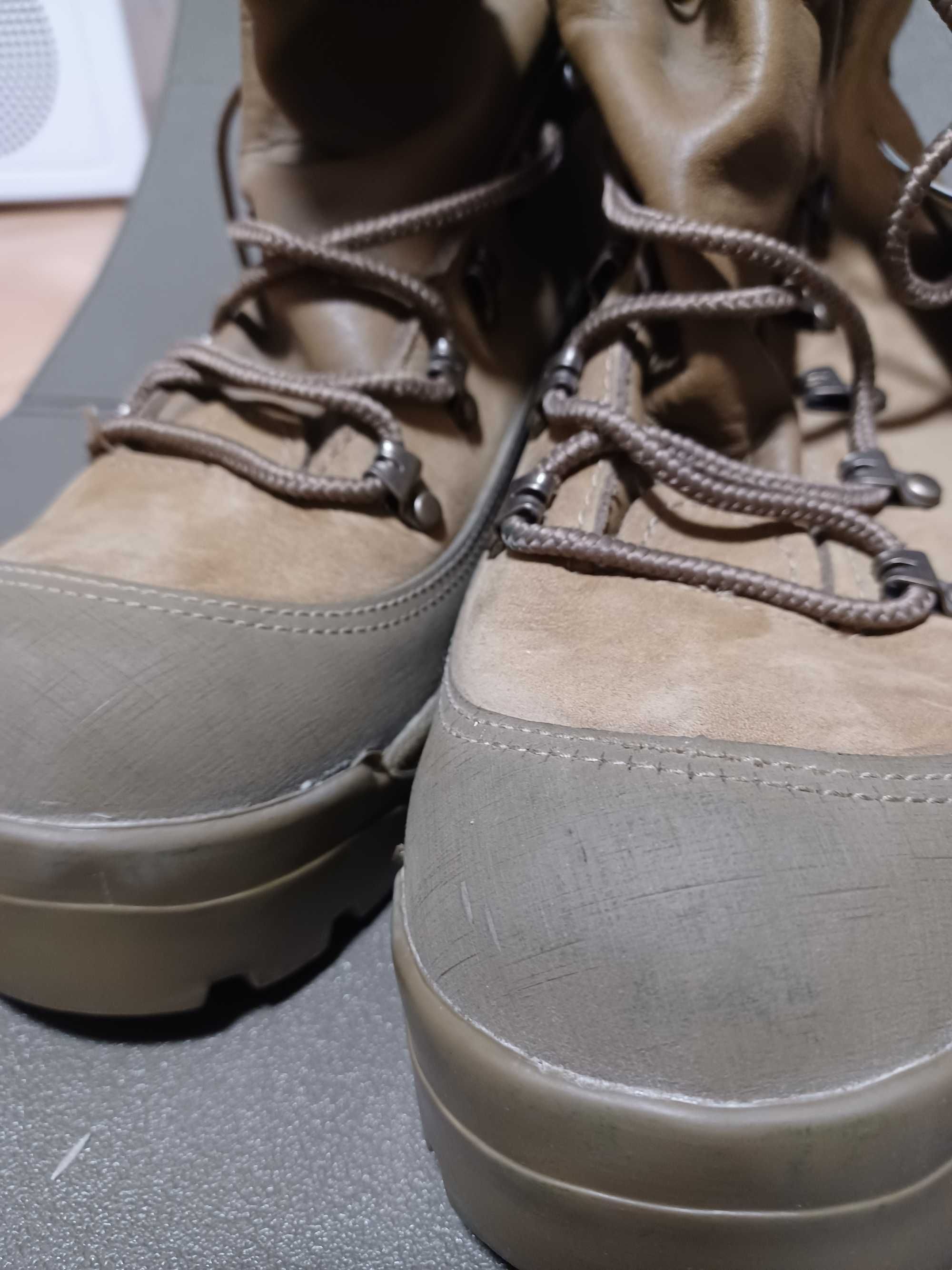 Buty wojskowe US Army Gore-Tex Bates 9,5R