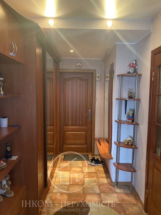 2к квартира з ремонтом, меблями та технікою