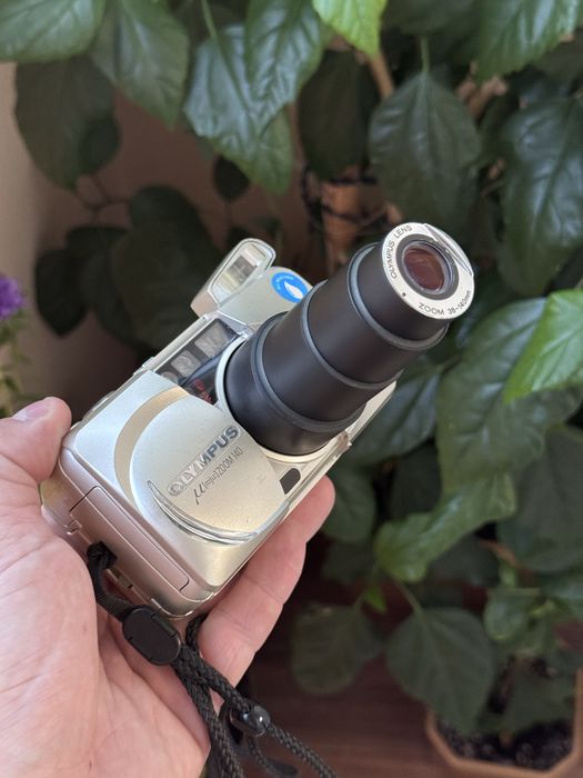 Пленочный фотоаппарат Olympus MJU zoom 140