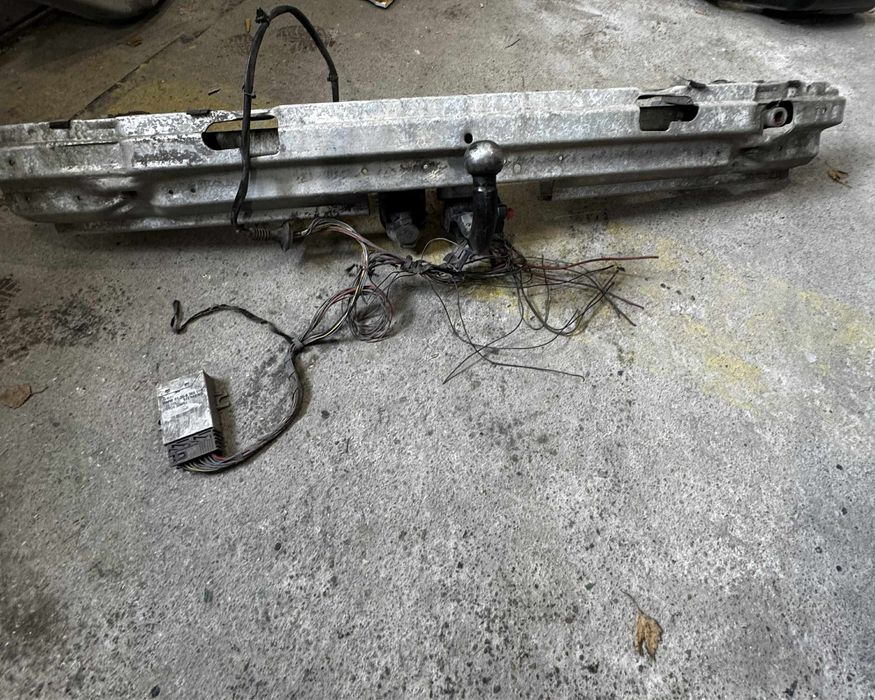 Kompletny hak holowniczy z BMW 5 E39 Touring