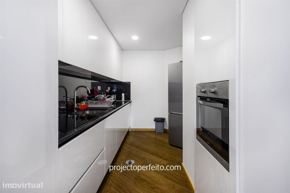 Apartamento T3 Venda em Santa Maria da Feira, Travanca, Sanfins e Espa