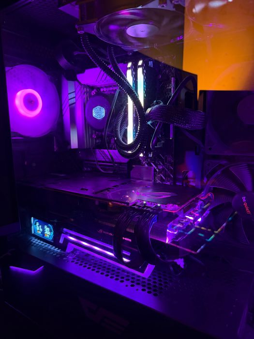 RTX 2080 Ti Asus 11GB VRAM
