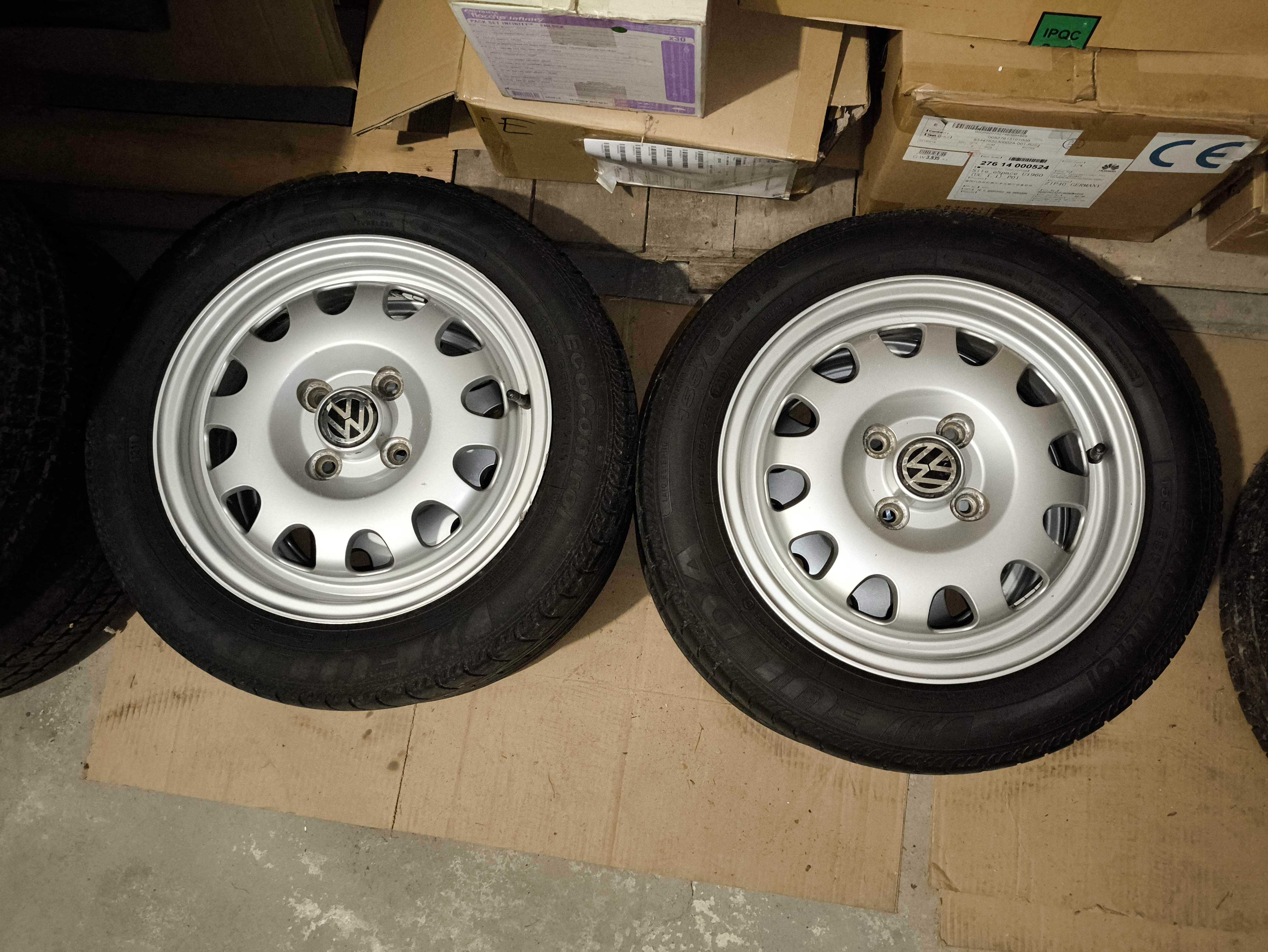 Felgi Aluminiowe Vw Lupo 4x100 r14 z Oponami Letnimi 155/65 oryginał