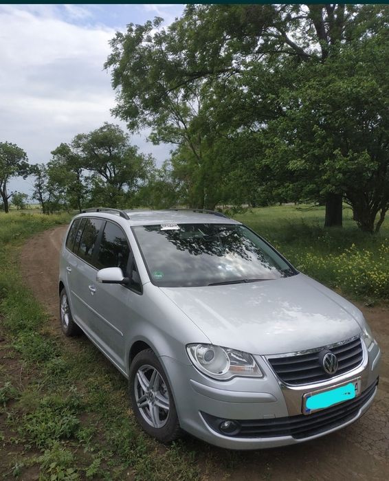 Продам Touran 2007