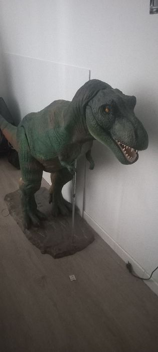 Dinossauro 1.20 altura