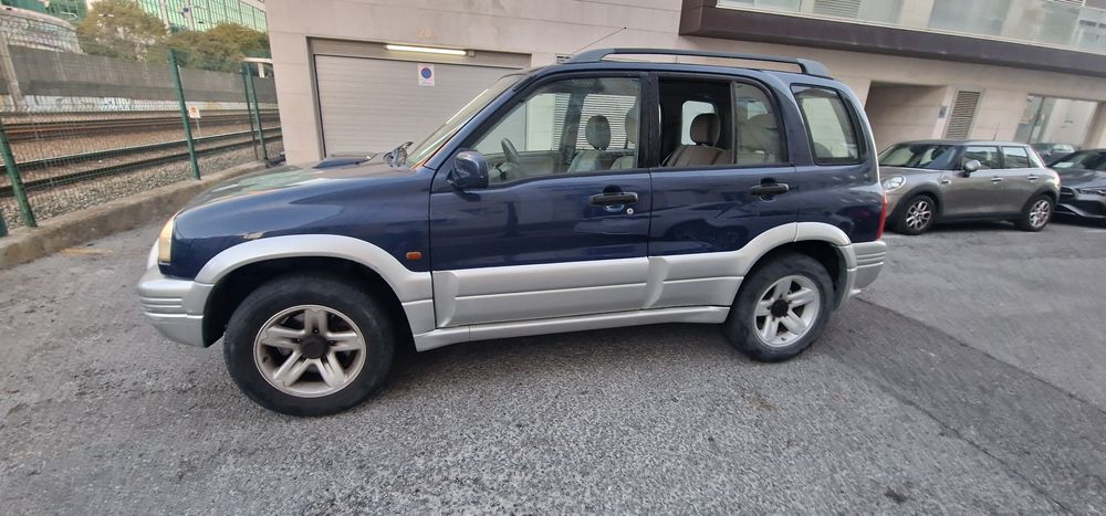 SUZUKI GRAND VITARA 2.0 TD
261.000 Km
Revisão em dia, nada a fazer.
En