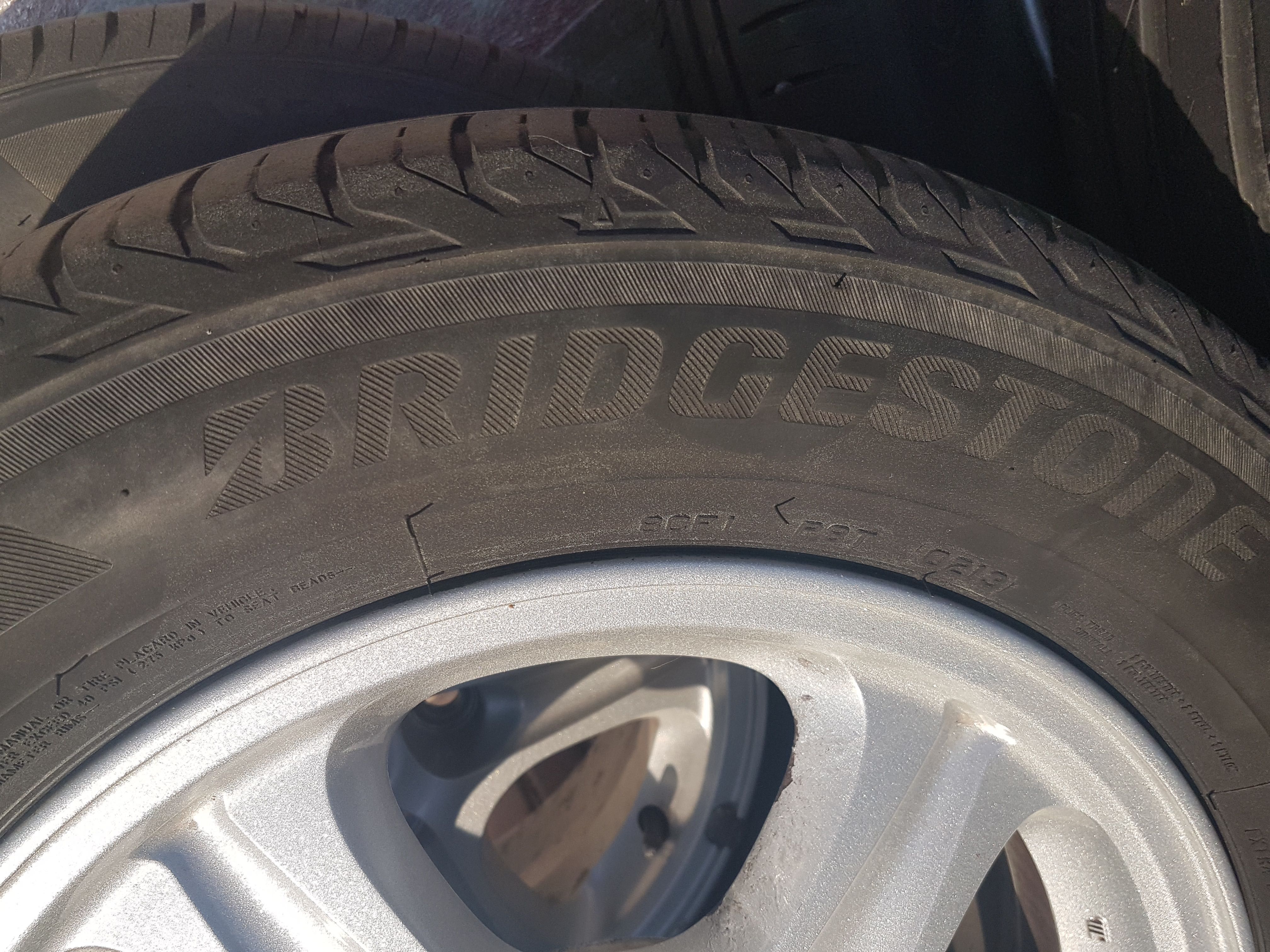 Mіtsubishi Lancer Otlander Резина Bridgestone с дисками 215 60 R16