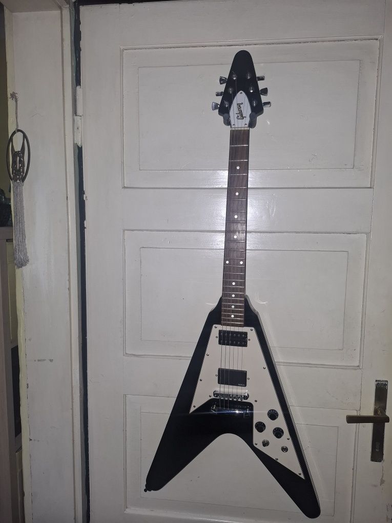 Gitara elektryczna dimavery  flying v