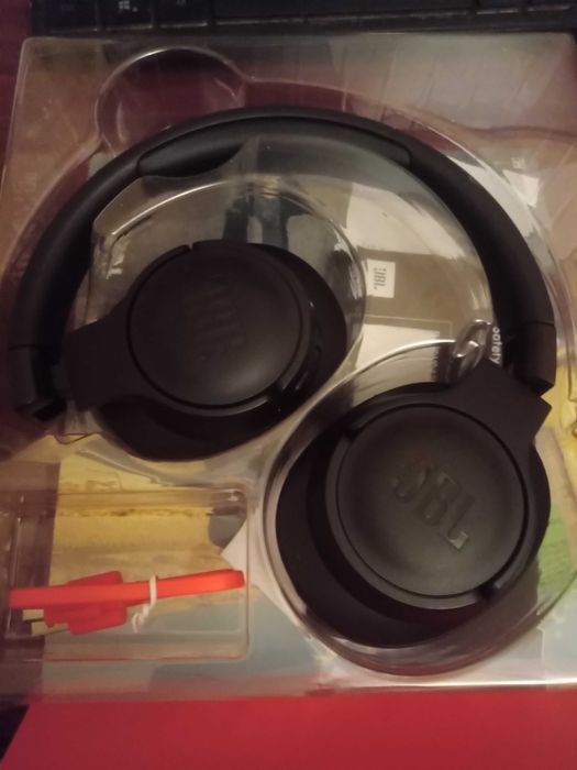 Наушники JBL Tune 710BT