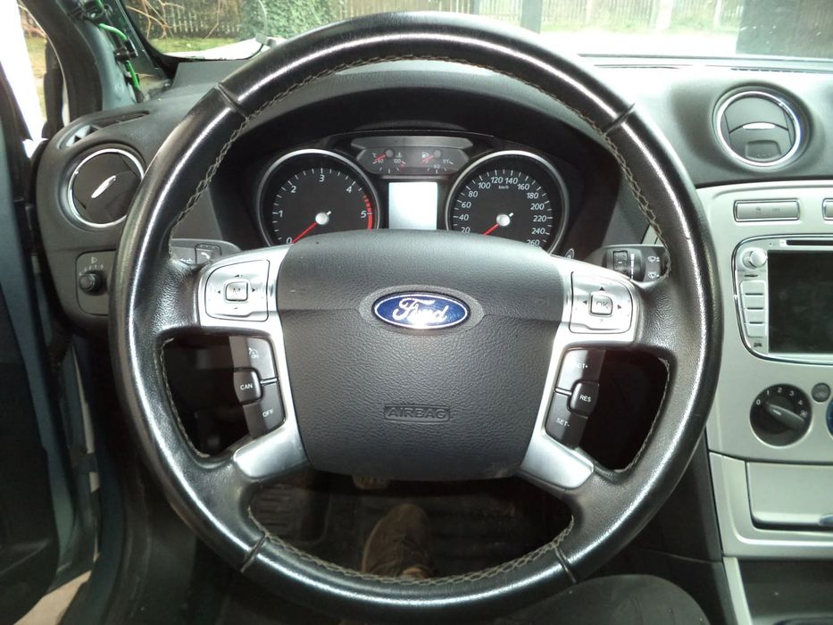 Kierownica skórzana wielofunkcyjna Ford Mondeo MK4 S-Max Galaxy
