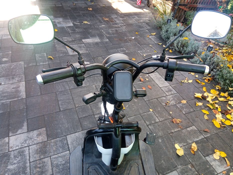 Трицикл електричний,електроскутер