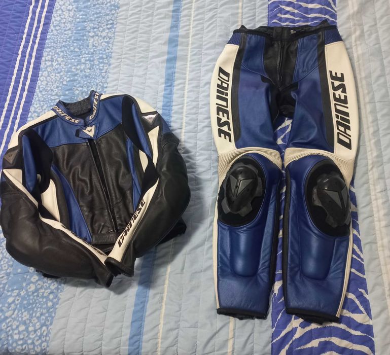 Conjunto Dainese