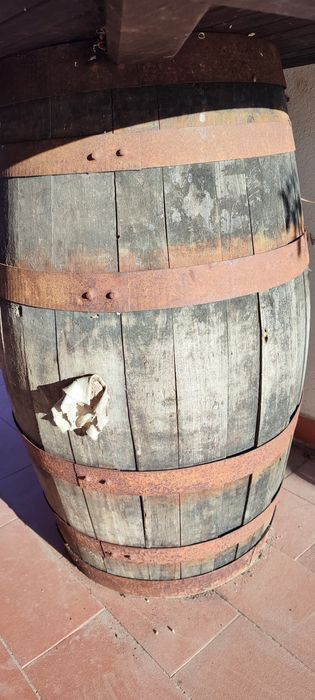 Barricas de madeira