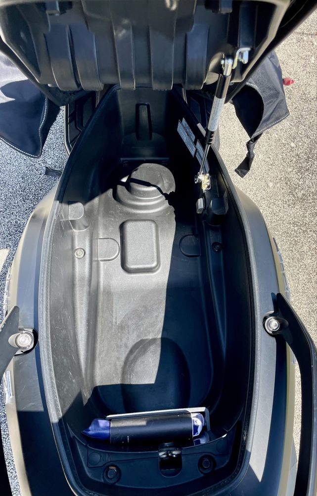 SYM Joymax 300i Z | Conforto, Potência e Economia