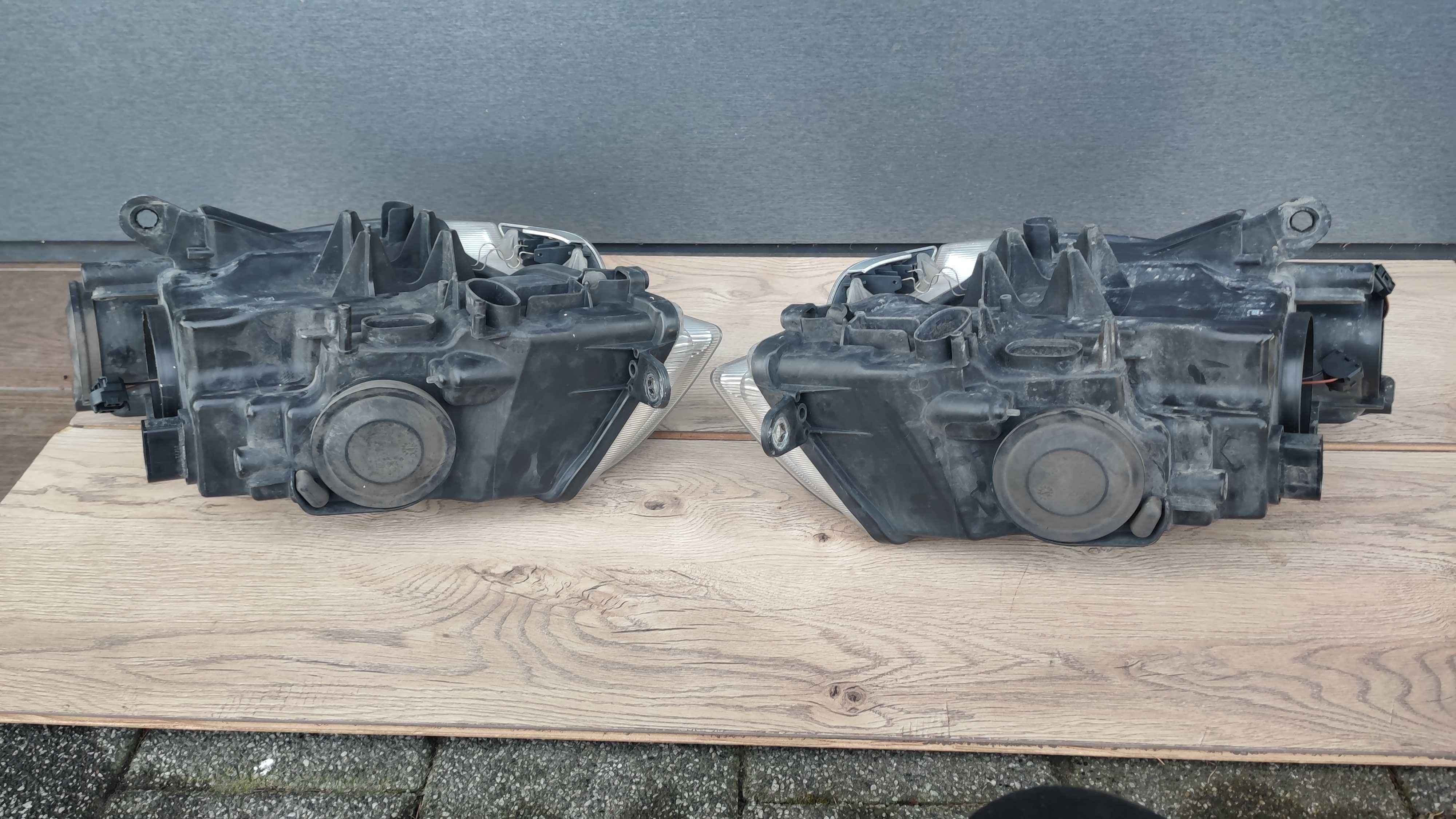 Lampa skoda superb zwykla soczewka komplet