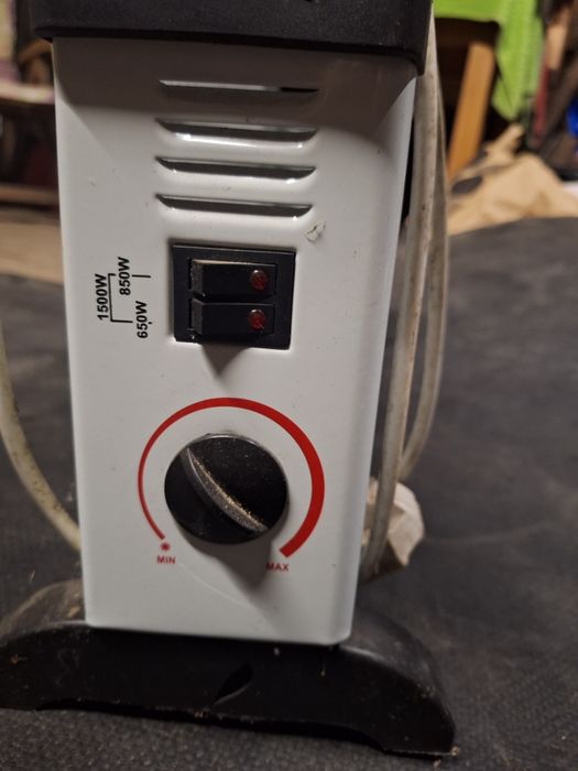 Grzejnik elektryczny farelka 1500w jak nowy