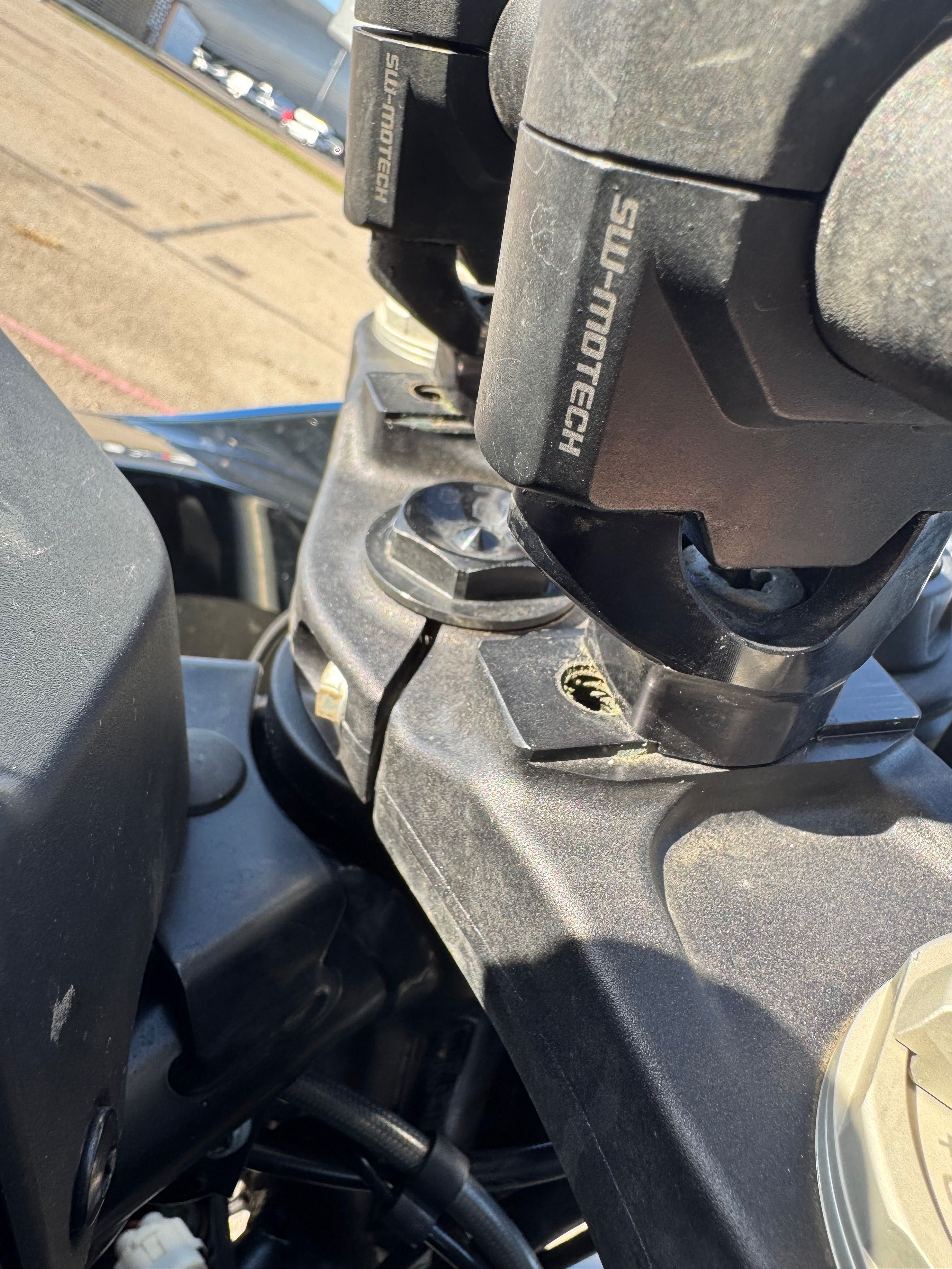 HUSQVARNA Norden Expedition 901 pouco uso