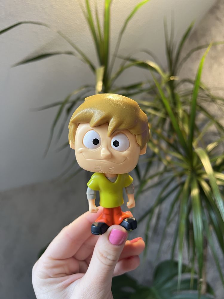 Scooby doo Shaggy McDonald's 2021 toy figure Bobble head