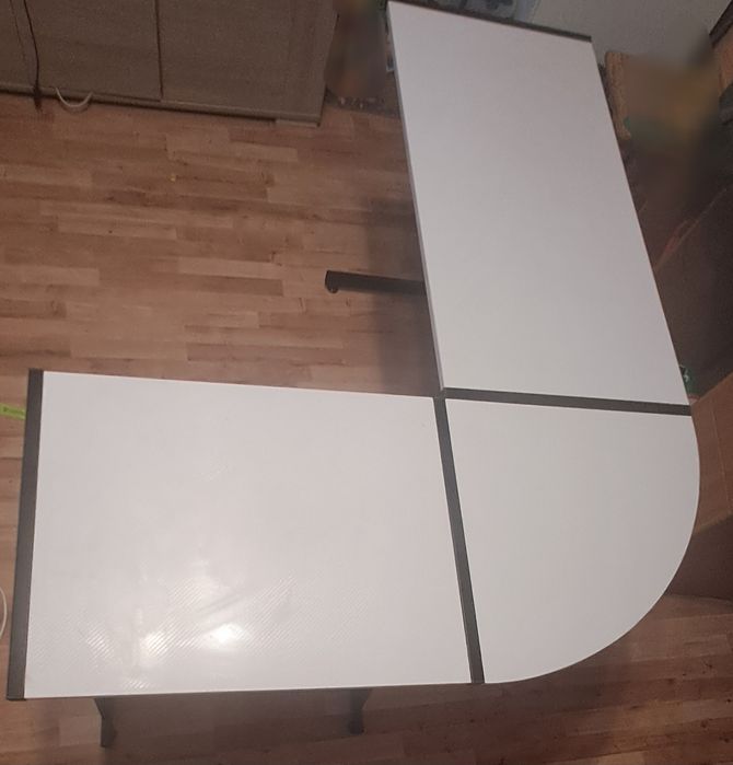 Biurko białe naroże