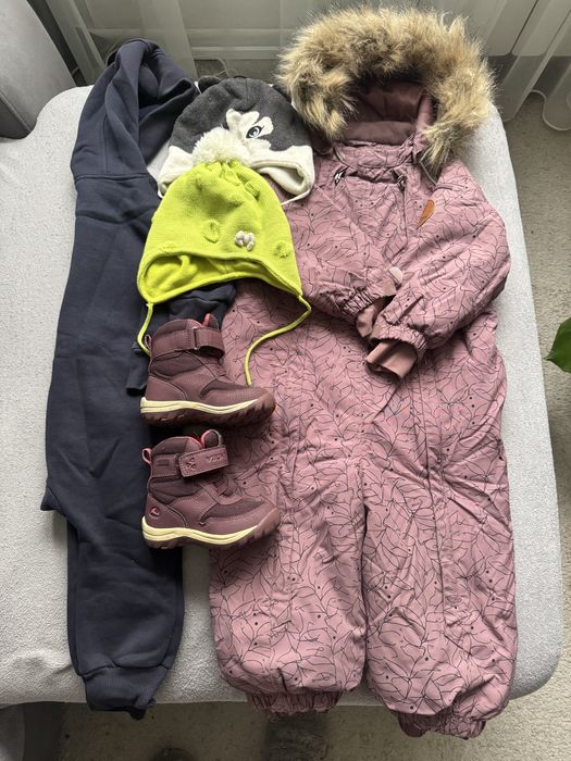 Продам комплектом фірмові зимові речі.