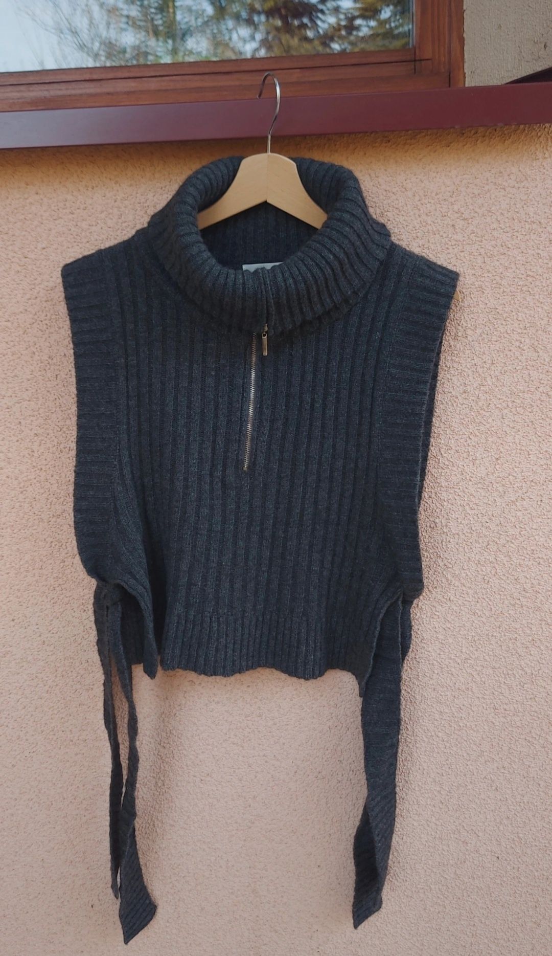 kamizelka wełniana prążkowana holzweiler 80% wełna jagnięca lambswool