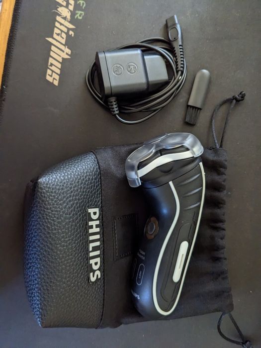 Электробритва триммер Philips Голландія.