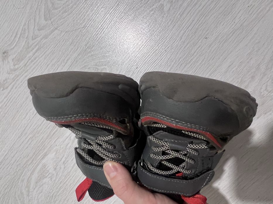 Кросівки на хлопчика 31р