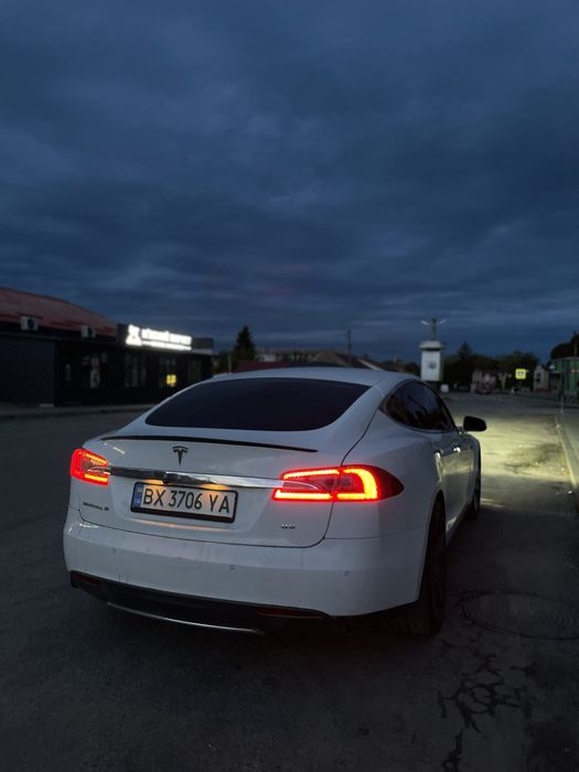 tesla model s 85 13.500$