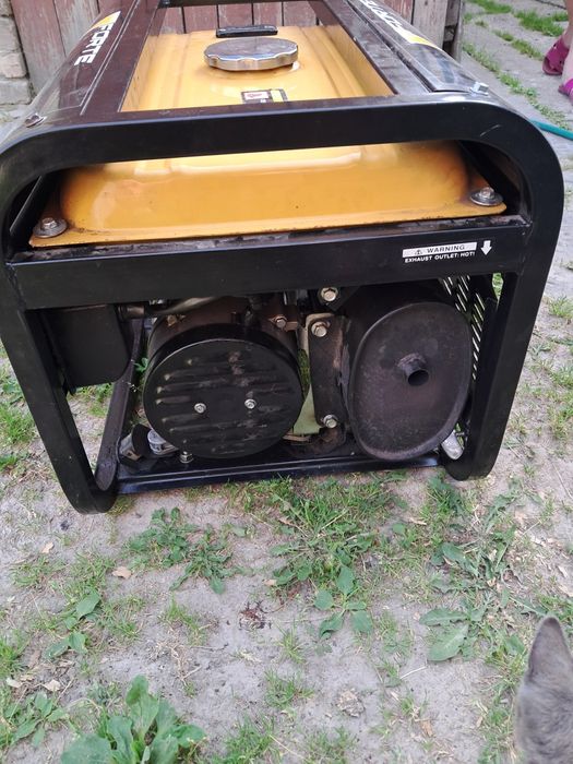 Генератор бензиновий