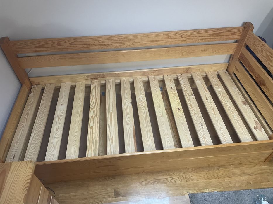 Łóżko sosnowe 90x200
