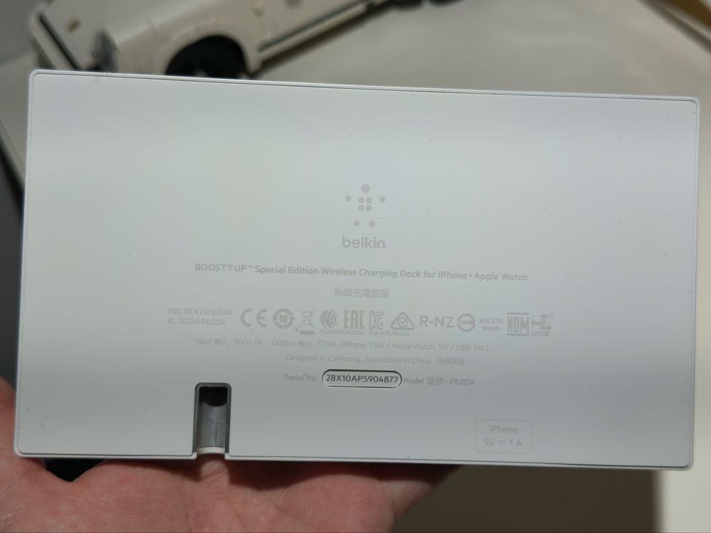 Belkin Беспроводная зарядка Iphone apple watch 2 in 1