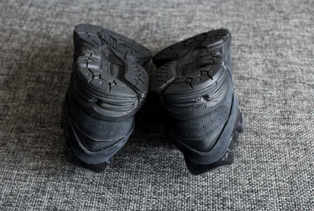 Кросівки New Balance 2002R Triple Black Оригінал 40.5р
