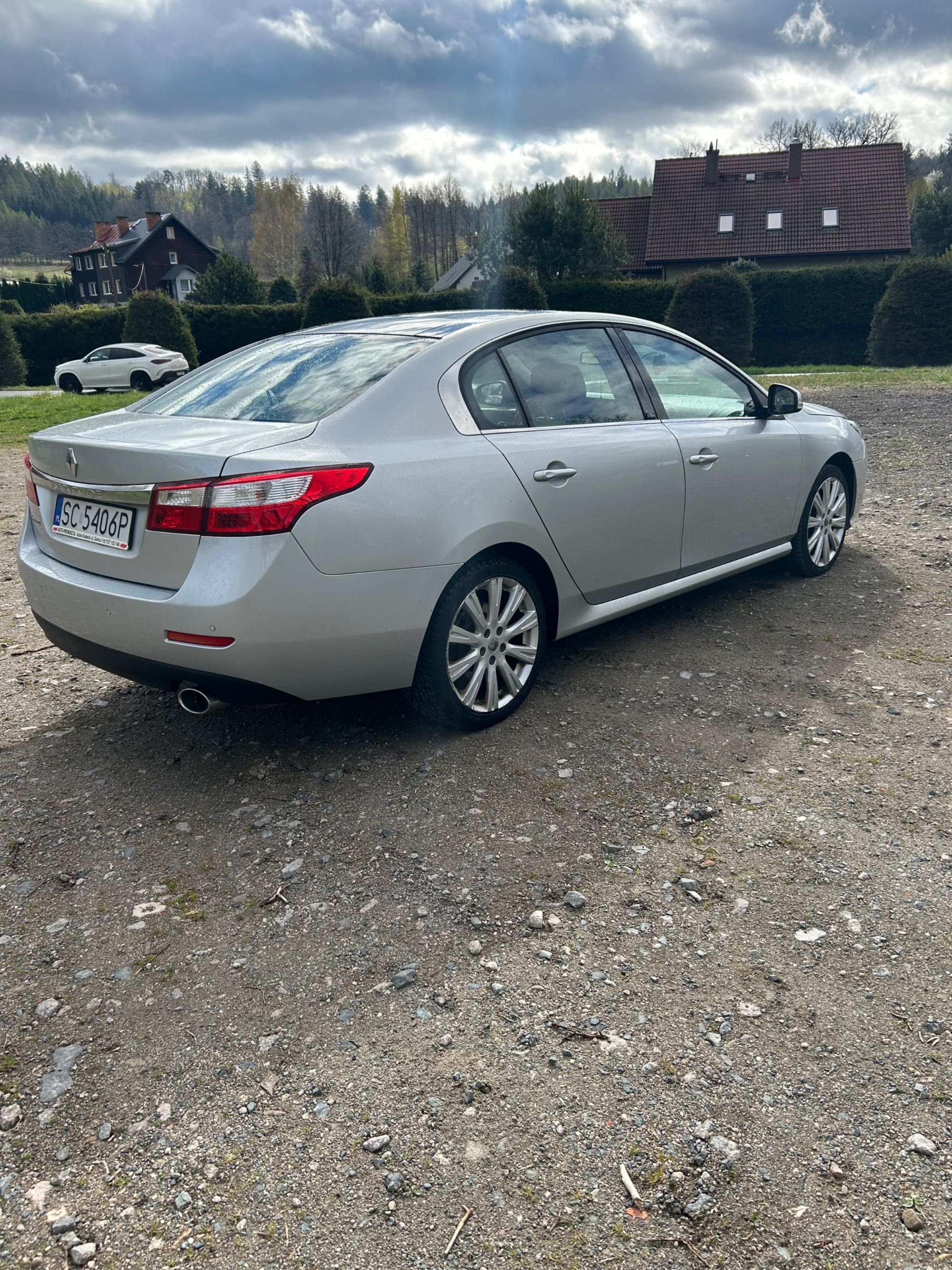 Renault Latitude 2.0 dCi Privilege Najbogatsza Wersja