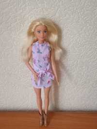 Лялька  Barbie .