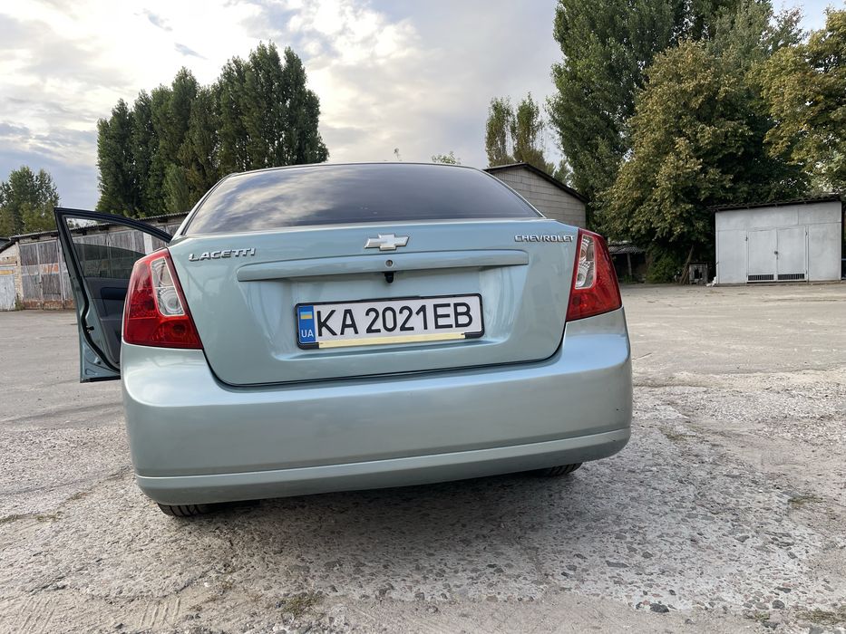 Шевролет Лачеті 1.8 автомат