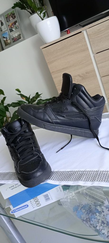 Buty chłopięce Fila rozmiar 38
